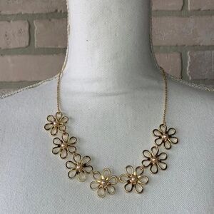 Gold Dainty Daisy Statement Necklace